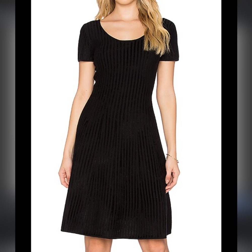 Theory Codris Velveen ribbed deep scoop neck fit and flare black dress M